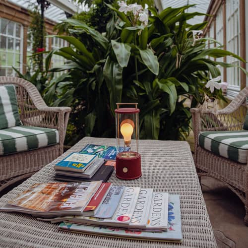 The Muse Wireless rechargeable outdoor lamp metal red / IP44 - TALA - Pomona red - Aluminium, Borosilicated glass, Solid brass