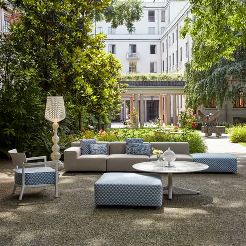 Pouf d\'extérieur Plastics OUTDOOR x Liberty tissu bleu / 88 x 88 x H 30 cm - Kartell - Bleu (Liberty Obi Check) - Polyuréthane expansé, Tissu outdoor