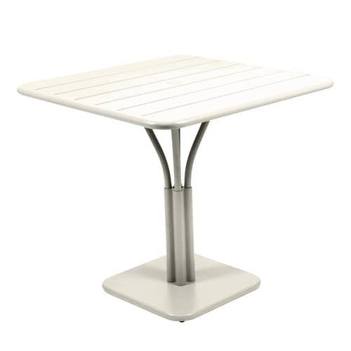 quadratischer Tisch Luxembourg metall grau / 80 x 80 cm - Mittiger Fuß - Fermob - Lehmgrau - lackiertes Aluminium