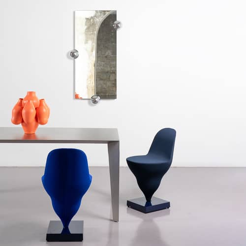 Chaise rembourrée Gelato tissu bleu - Moustache - Tissu Plum / Base bleu marine - Fonte d\'aluminium, Métal, Mousse polyuréthane, Tissu polyester