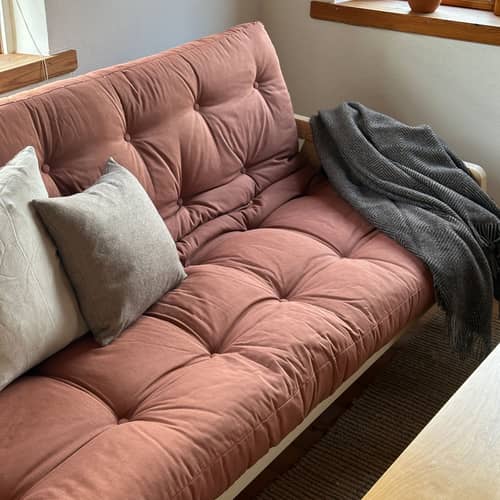 Schlafcouch Grab holz braun / L 204 cm - 3-Sitzer - KARUP - Braun Tonbraun 759 / Klare Kiefer Hell - FSC-zertifiziertes Massivholz Kiefer, Gewebe, Recycelte Mischfasern, Schaumstoff