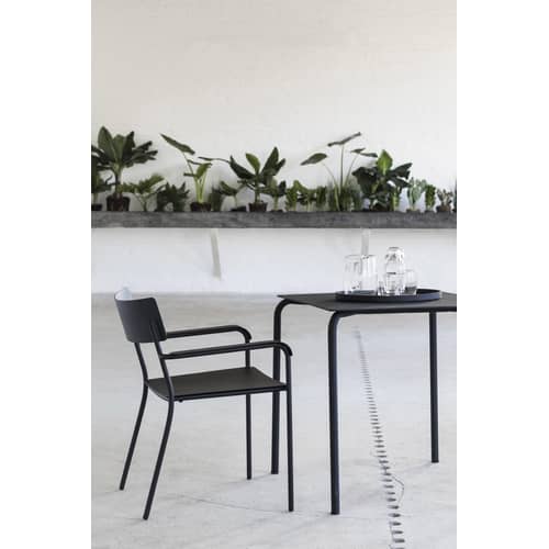 August Square table metal black / Aluminium - 70 x 70 cm - Serax - Black - Thermolacquered aluminium