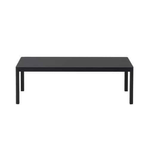 Table basse Workshop plastique bois noir / 120 x 43 x H 38 cm - Linoleum - Muuto - Linoleum noir / Pieds chêne noir - Chêne massif, Linoléum