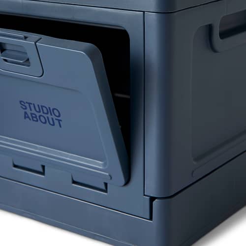 Boîte Box Medium plastique bleu / 40 x 29 x H 23,7 cm - Empilable - STUDIO ABOUT - Bleu foncé - Polypropylène