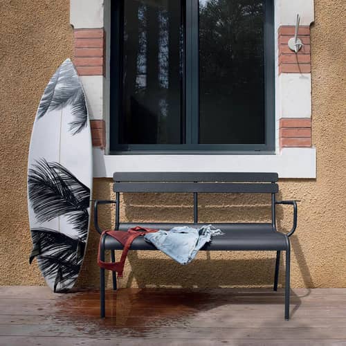 Panca con schienale Luxembourg metallo beige / 2 Posti - L 131 cm - Fermob - Noce moscata - Alluminio
