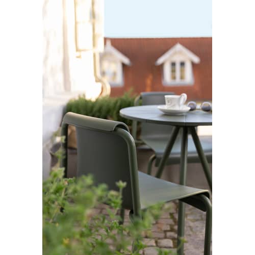 Nami Stacking chair plastic material green / Recycled plastic - Houe - Olive green - Recycled plastic, Steel