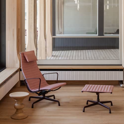 Tabouret Stools bois naturel / Modèle B - Vitra - Modèle B / Châtaignier naturel - Châtaignier massif