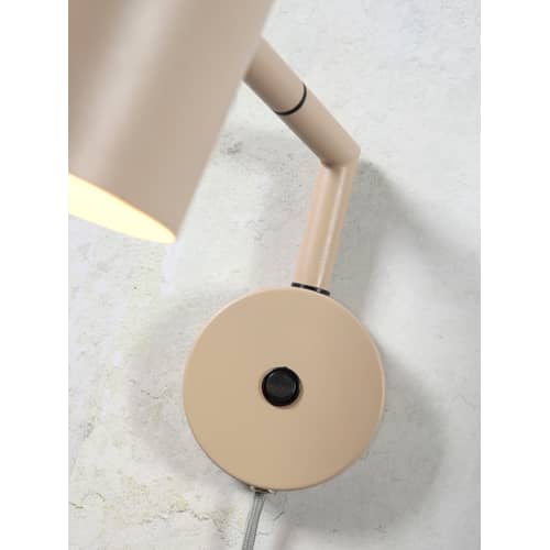 Applique avec prise Marseille / Liseuse orientable - It\'s about Romi - Sable - Fer