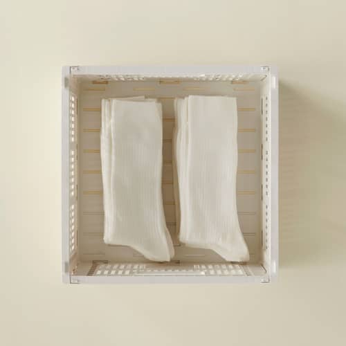 Colour Crate Basket plastic material white Medium Square / 29.5 x 29.5 cm - Hay - Off white - Recycled polypropylene
