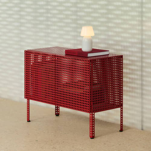 Buffet Perforated Cabinet Small / L 89 x H 66,5 cm - Hay - Vin Rouge - Acier thermolaqué