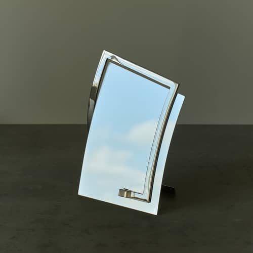 Qua A5 Free standing mirror metal mirror / L 18.1 x H 23.7 cm - BANG - Mirror - Stainless steel