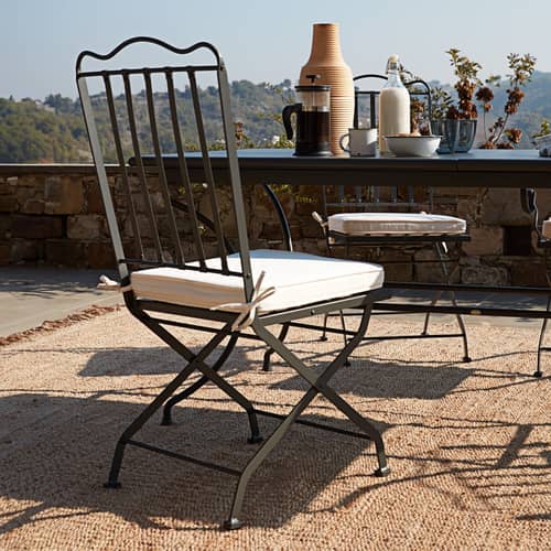 Sedia pieghevole Toscana metallo grigio / Con Cuscino - Unopiu - Grigio graffite / Cuscini bianco latte - Acciaio termolaccato, Espanso, Ferro galvanizzato, Tessuto acrilico