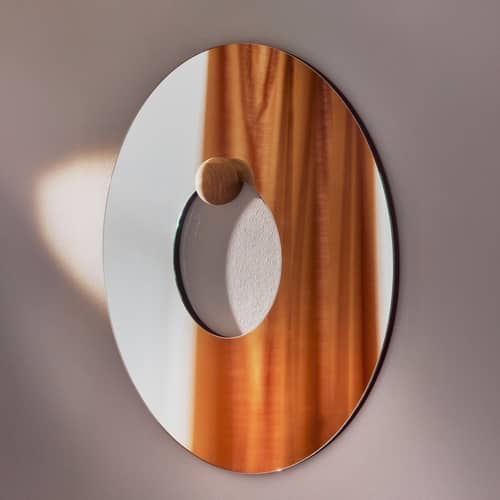 Miroir mural Castellum / Ø 80 cm - AYTM - Miroir / patère chêne -  Verre miroir, Chêne huilé certifié FSC, MDF