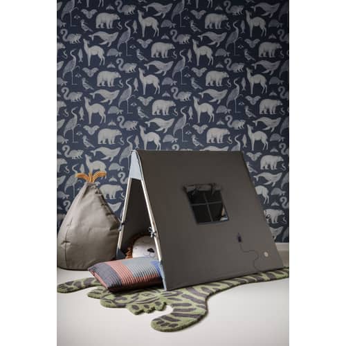 Papier peint Animals papier bleu / 1 rouleau - Larg 53 cm - Ferm Living - Bleu foncé - Toile intissée