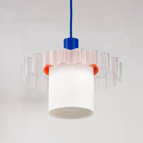 Suspension Gigi n°1 / Ø 28 x H 21 cm - Plastique recyclé / Fabriqué en France - Warren & Laetitia - Câble bleu / Blanc / Orange - Bioplastique, Plastique recyclé
