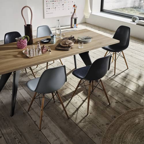 Chaise RE DSW - Eames Plastic Side Chair plastique gris / (1950) - Pieds bois clair / Recyclé - Vitra - Gris granit / érable nuance jaune - Érable massif, Plastique recyclé post-consommation