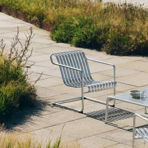 Fauteuil bas Palissade Cantilever Lounge métal - Hay - Acier galvanisé - Acier galvanisé à chaud