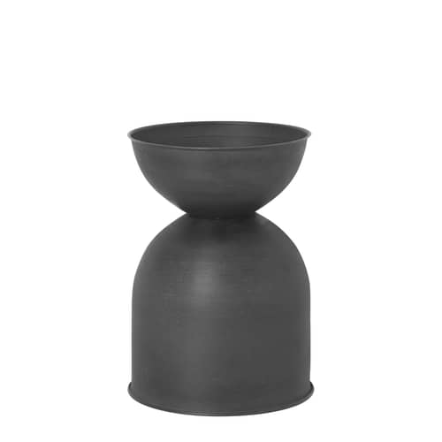 Vaso per fiori Hourglass Small metallo nero / Metallo - Ø 31 x H 42,5 cm - Ferm Living - H 42 cm / Nero - Metallo anticato