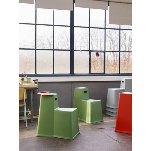 Tabouret Stool-Tool plastique vert / Multifonction - Vitra - Vert industriel - Polypropylène