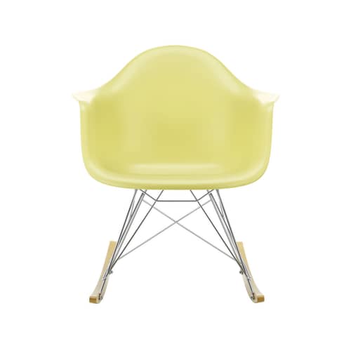 Rocking chair RE RAR - Eames Plastic Armchair materiale plastico giallo / (1950) - Riciclato - Vitra - Limone / Piede cromato / Legno chiaro - Acciaio cromato, Acero massiccio, Plastica riciclata post-consumo