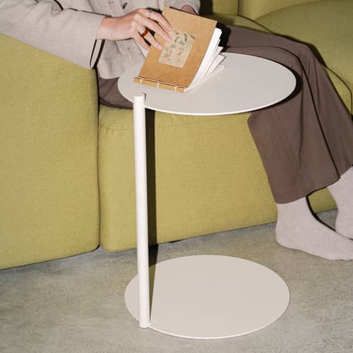 Table d\'appoint Ande métal beige / Ø 40 x H 55 cm - NOO.MA - Beige désertique - Acier recyclé