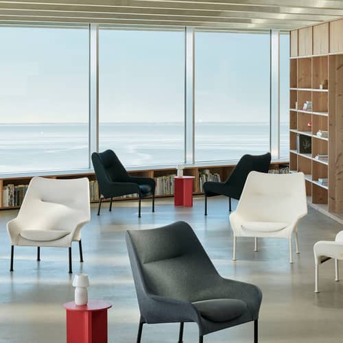 Fauteuil lounge O2 tissu noir - Hay - Noir doux - Acier thermolaqué, Mousse moulée, Tissu autoportant