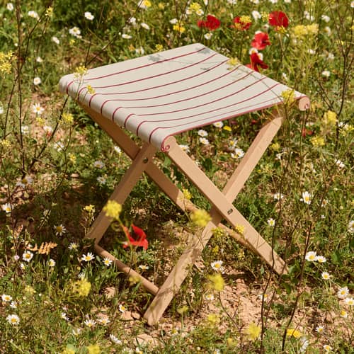 Tabouret pliant Outdoor Market tissu beige / Jasper Morrison - Hay - Beige - Hêtre certifié FSC, Tissu polyester recyclé