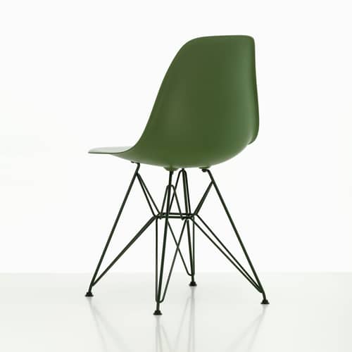 RE DSR Colours - Eames Plastic Side Chair Chair plastic material green / (1950) - Coloured legs / Recycled - Vitra - Forest green / Dark green legs - Lacquered steel, Post-consumer recycled plastic