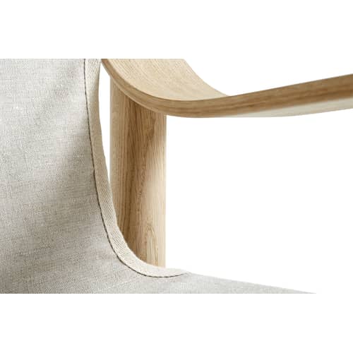 Fauteuil bas Bernard tissu beige bois naturel - Hay - Beige / Bois clair - Chêne massif, Contreplaqué de chêne moulé, Toile