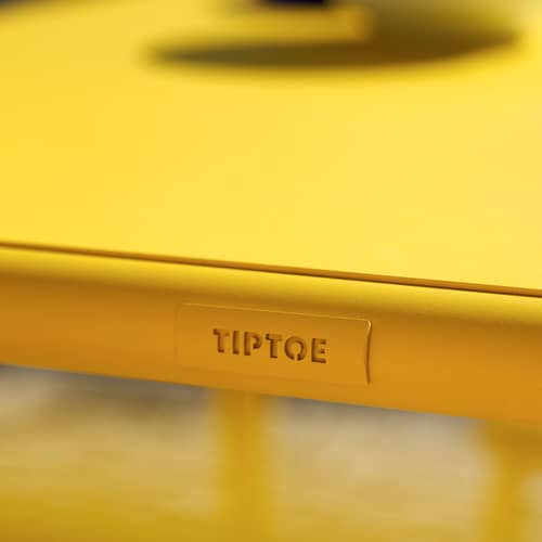Table carrée Panorama métal jaune / 90 x 90 cm - 2 places - TIPTOE - Jaune Soleil - Acier thermolaqué