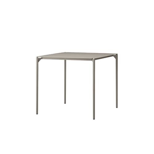 quadratischer Tisch Novo metall beige / 80 x 80 cm - Metall - AYTM - Taupe - thermolackierter Stahl, Thermolackiertes Aluminium