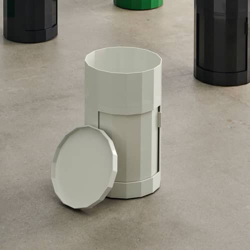 Ablage Facet High plastikmaterial grau / H 65 cm - 1 Tür - Hay - Misty-Grau - Recyceltes ABS
