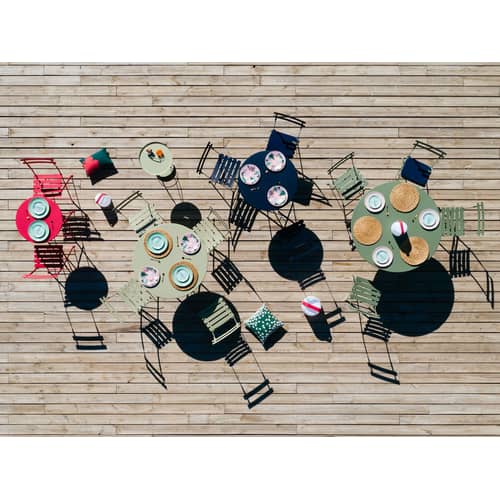 Tavolo pieghevole Bistro metallo rosso / Ø 60 cm - Acciaio / 2 persone - Fermob - amarena - Acciaio laccato