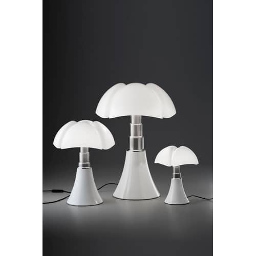 Lampe de table Pipistrello LED / H 66 à 86 cm - Gae Aulenti, 1965 - Martinelli Luce - Blanc - Acier galvanisé, Aluminium laqué, Méthacrylate
