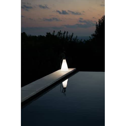 Mayday OUTDOOR Wireless lamp plastic material black / H 53 cm, Cable L 500 cm - Konstantin Grcic, 2000 - Flos - Black - Recycled polycarbonate