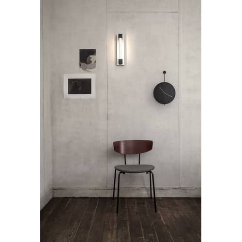 Horloge murale Trace métal noir / Ø 26 cm - Ferm Living - Noir / Aiguilles laiton - Acier peint, Métal plaqué laiton