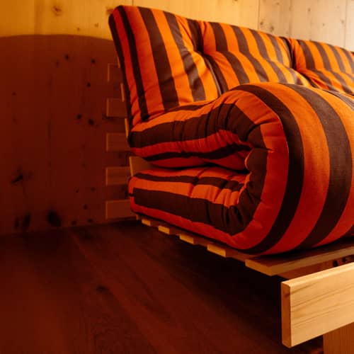 Canapé convertible Roots tissu orange / L 140 cm - 3 positions / Structure pin clair - KARUP - Rayé orange / Marron (423) - Mousse, Pin massif certifié FSC, Tissu