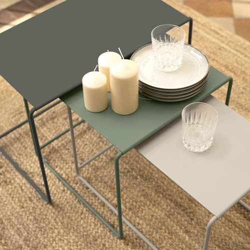 Satz-Tische Oulala metall bunt / 3er-Set - 55 x 30 x H 40 cm - Fermob - Rosmarin / Kaktus / Lehmgrau - Stahl