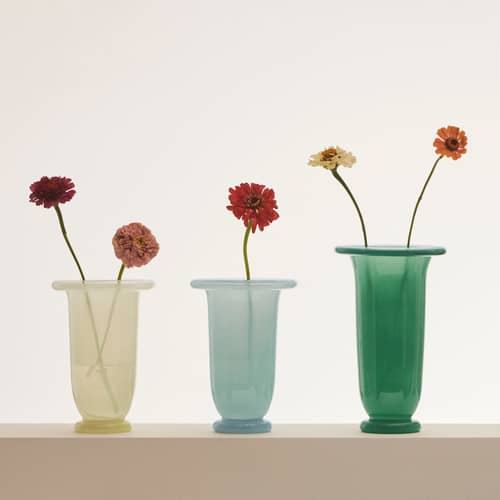 Vase Empire Medium verre bleu / Ø 14,5 x H 21 cm - Hay - Bleu glacier / Base bleu clair - Verre