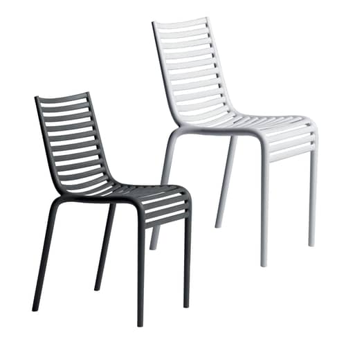 Chaise empilable PIP-e Green plastique gris / Plastique recyclé - Philippe Starck, 2010 - Driade - Gris (plastique recyclé) - Plastique recyclé