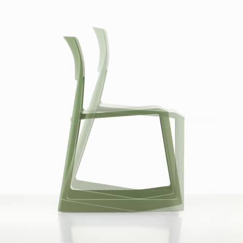Chaise empilable Tip Ton RE vert / Plastique recyclé - Inclinable & ergonomique - Vitra - Vert industriel - Polypropylène recyclé