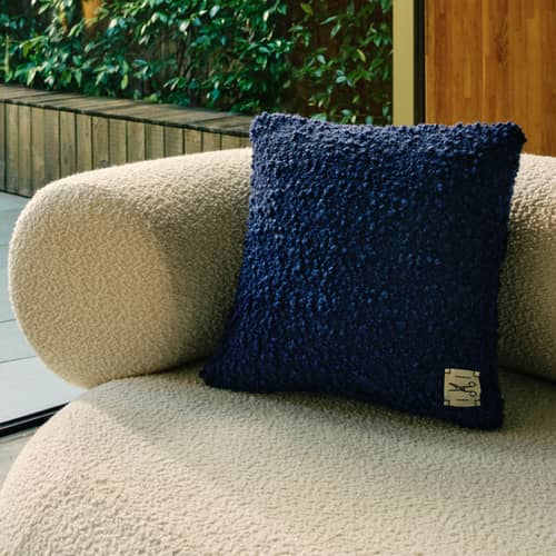 Coussin Bobble bleu / Tissé main - 45 x 45 cm - Tom Dixon - Bleu - Laine bouclée recyclée, Polyester recyclé
