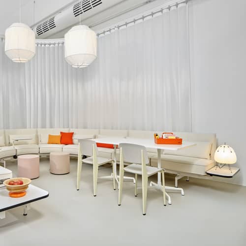 Lampada da tavolo Akari 1AD di Vitra beige Made In Design