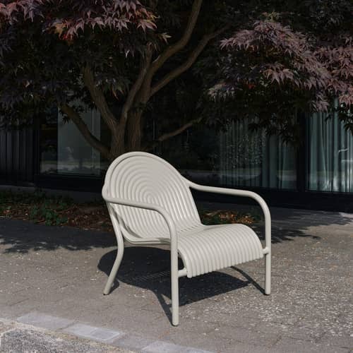 Fauteuil bas Groove Lounge métal beige - Tom Dixon - Beige Mastic - Aluminium