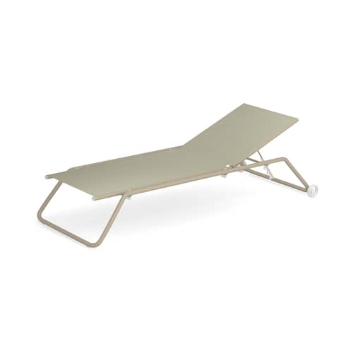 Snooze Reclining deckchair on wheels metal beige / Stackable - Casters - Emu - Beige / Taupe structure - Technical fabric, Varnished steel
