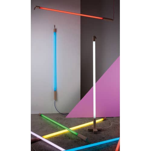 Applique avec prise Linea Wood verre blanc LED / L 134 cm - Seletti - Blanc / Embouts bois - Bois naturel, Verre