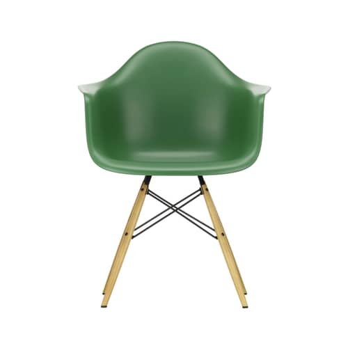 RE DAW - Eames Plastic Armchair Armchair plastic material green / (1950) - Base, legs Light wood / Recycled wood - Vitra - Emerald green / maple yellow shade - Post-consumer recycled plastic, Solid maple