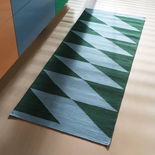 Tapis de couloir Takt vert / 70 x 180 cm - & klevering - Taky / Vert - Laine de Nouvelle-Zélande