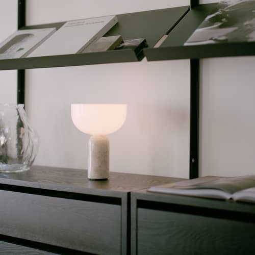 Lampada senza fili ricaricabile Kizu LED pietra beige / Base in marmo - H 24 cm - NEW WORKS - Marmo beige - Acrilico, Marmo