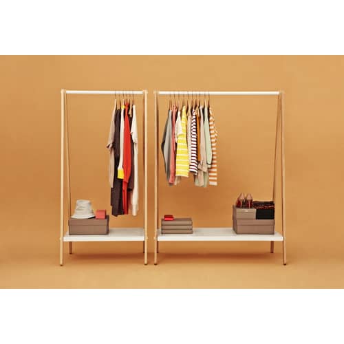 Kleiderständer Toj Large holz weiß groß - Normann Copenhagen - B 120 cm - weiß - Esche, Metall